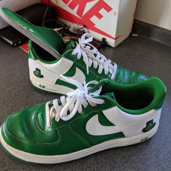 nike st patrick day shoes